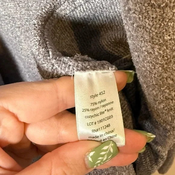 Barefoot Dreams CozyChic Lite Circle Cardigan Blue Gray Size M - Picture 8 of 11